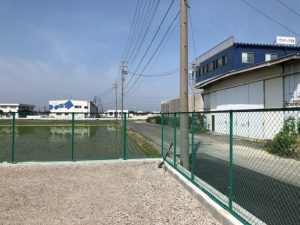愛知県弥富市にて、駐車場の投光器新設電気工事を致しました。